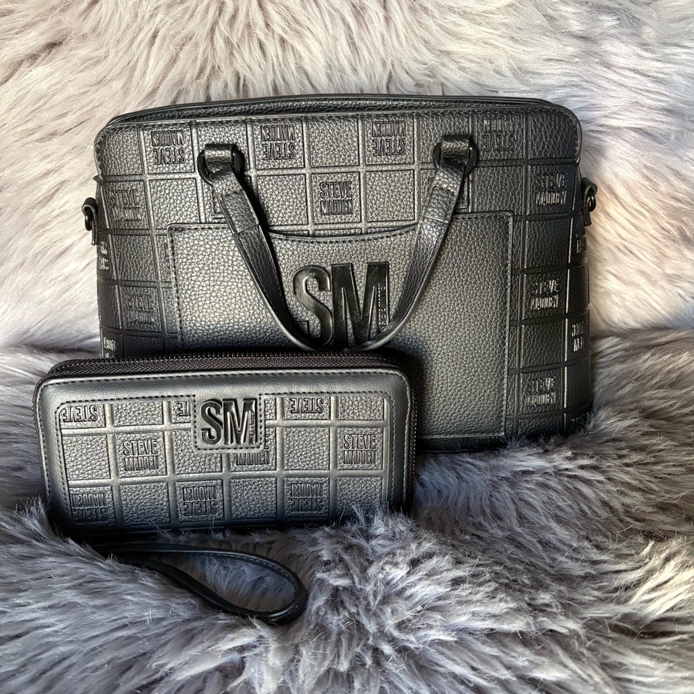 Steve Madden Black Embossed Women’s Bag Set